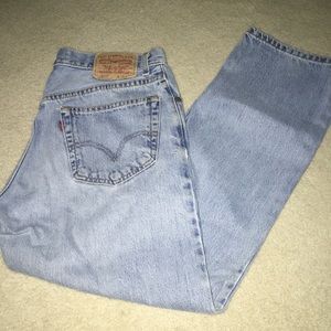 505 Levi’s light wash